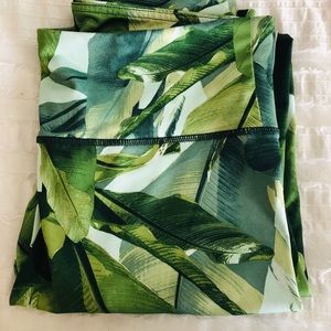 Forever 21 green yoga pants